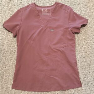 Figs Dusty Rose Short Sleeve Top